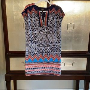 Relaxed fit dress size medium. Lined.